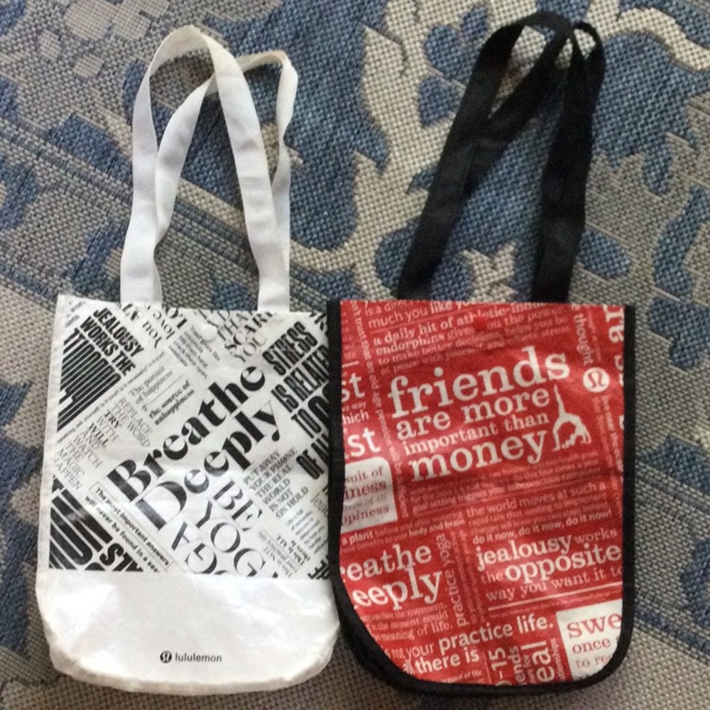 Lululemon Shopping Bags